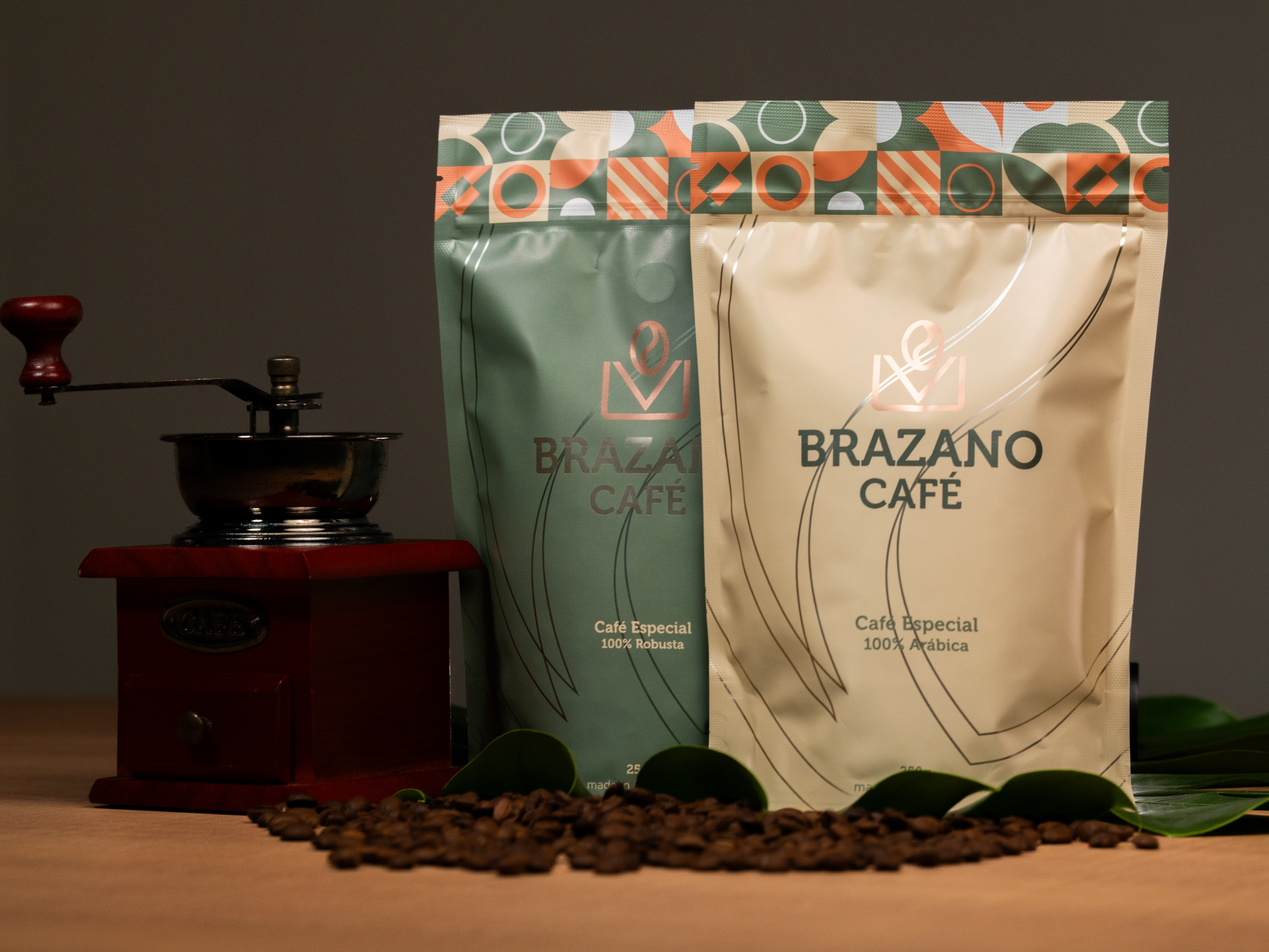 Derramando café